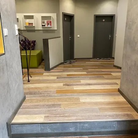 Ξενοδοχείο Gate 13 - Innenstadt 4*