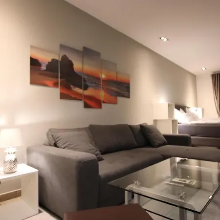 Gate 13 - Innenstadt Szálloda Aurich