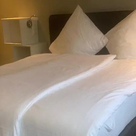 Ξενοδοχείο Gate 13 - Innenstadt