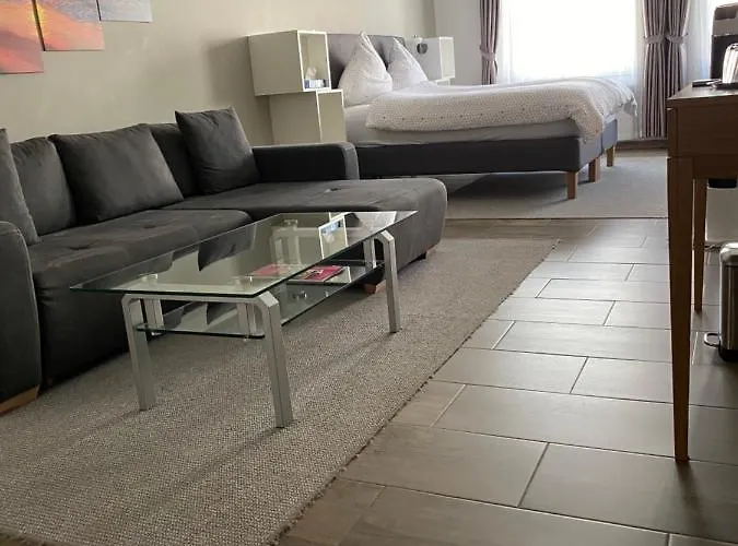 Gate 13 - Innenstadt Аурих