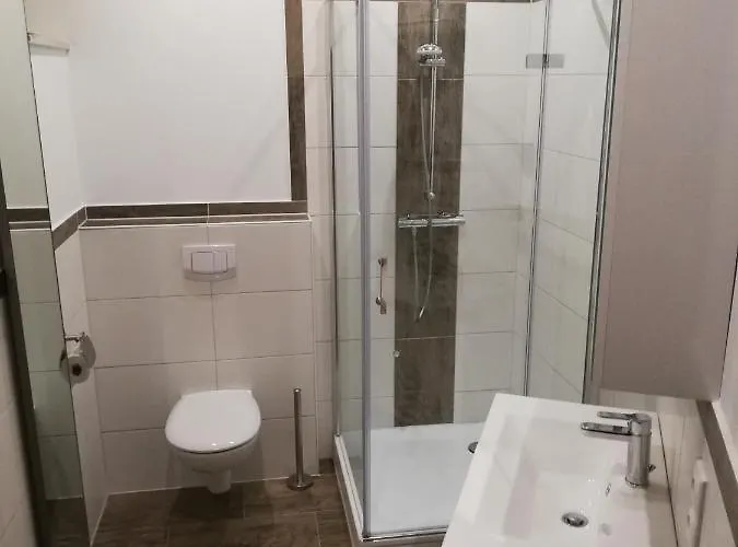 Отель Gate 13 - Innenstadt Аурих