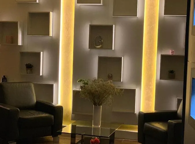 Gate 13 - Innenstadt Отель 4*