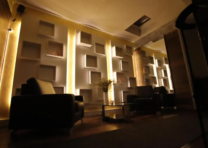 Отель Gate 13 - Innenstadt 4*